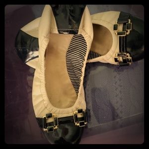 Tahari  ballet flats